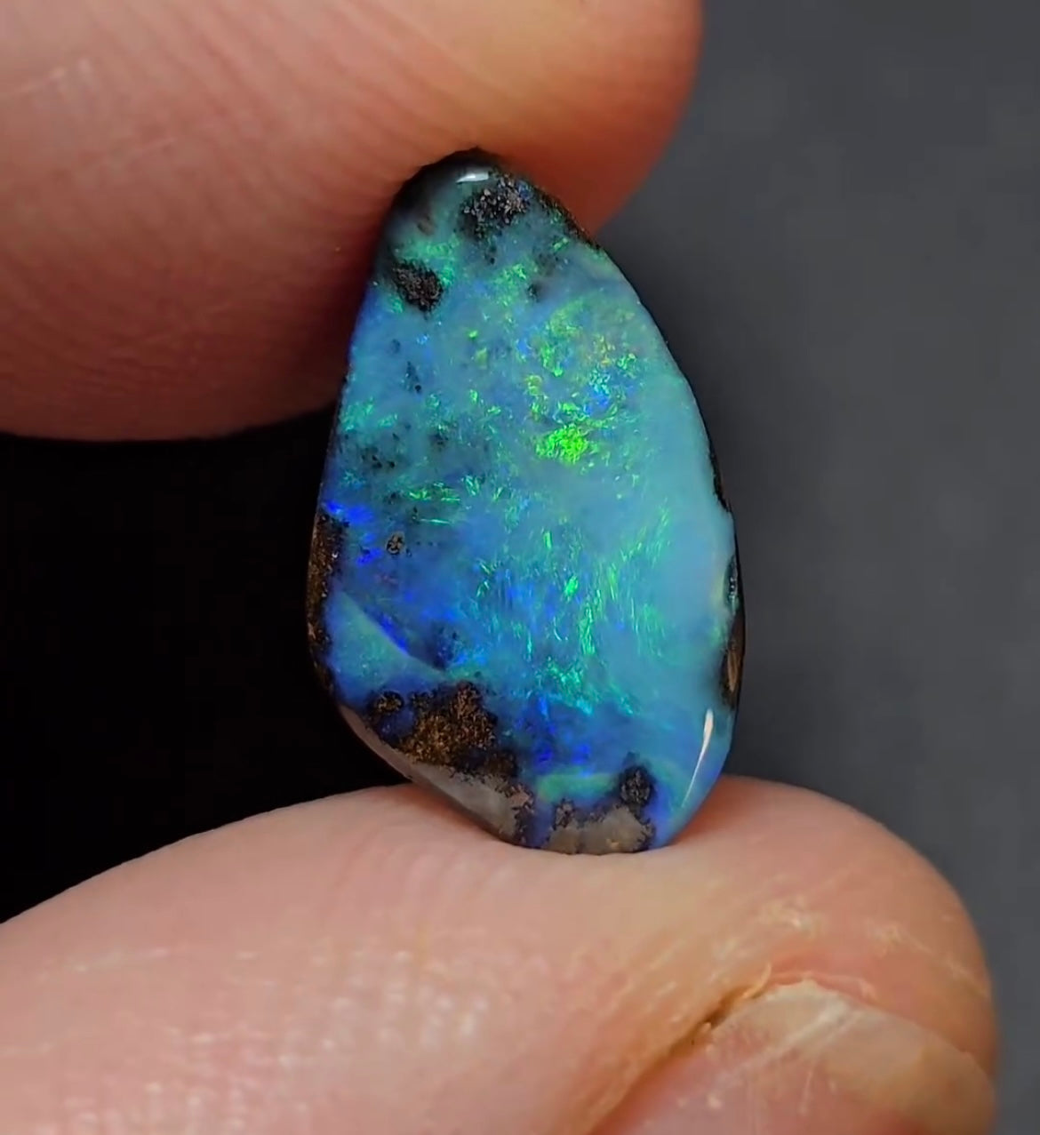 Green blue Ocean Boulder