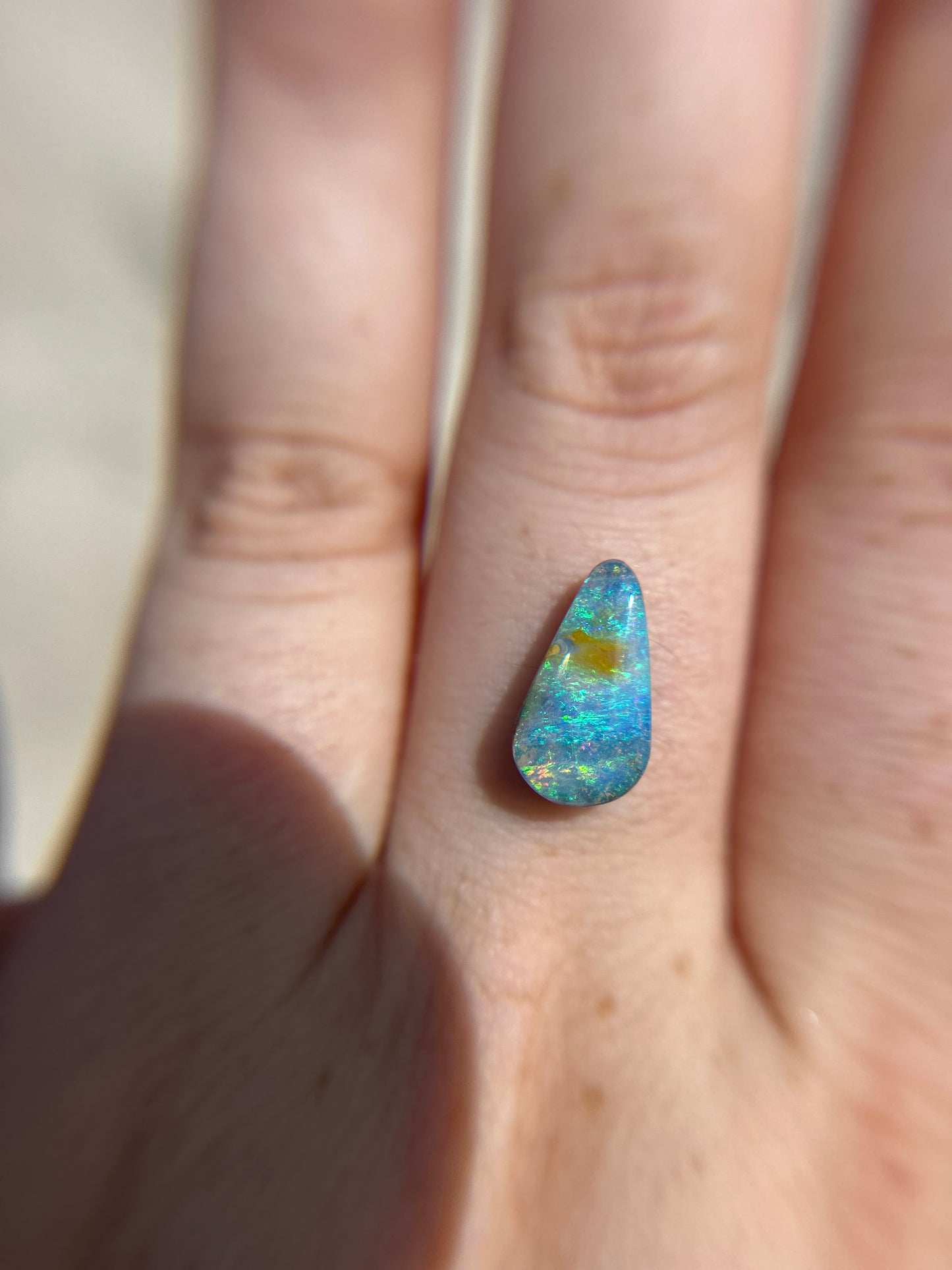 Blue sparkling boulder opal