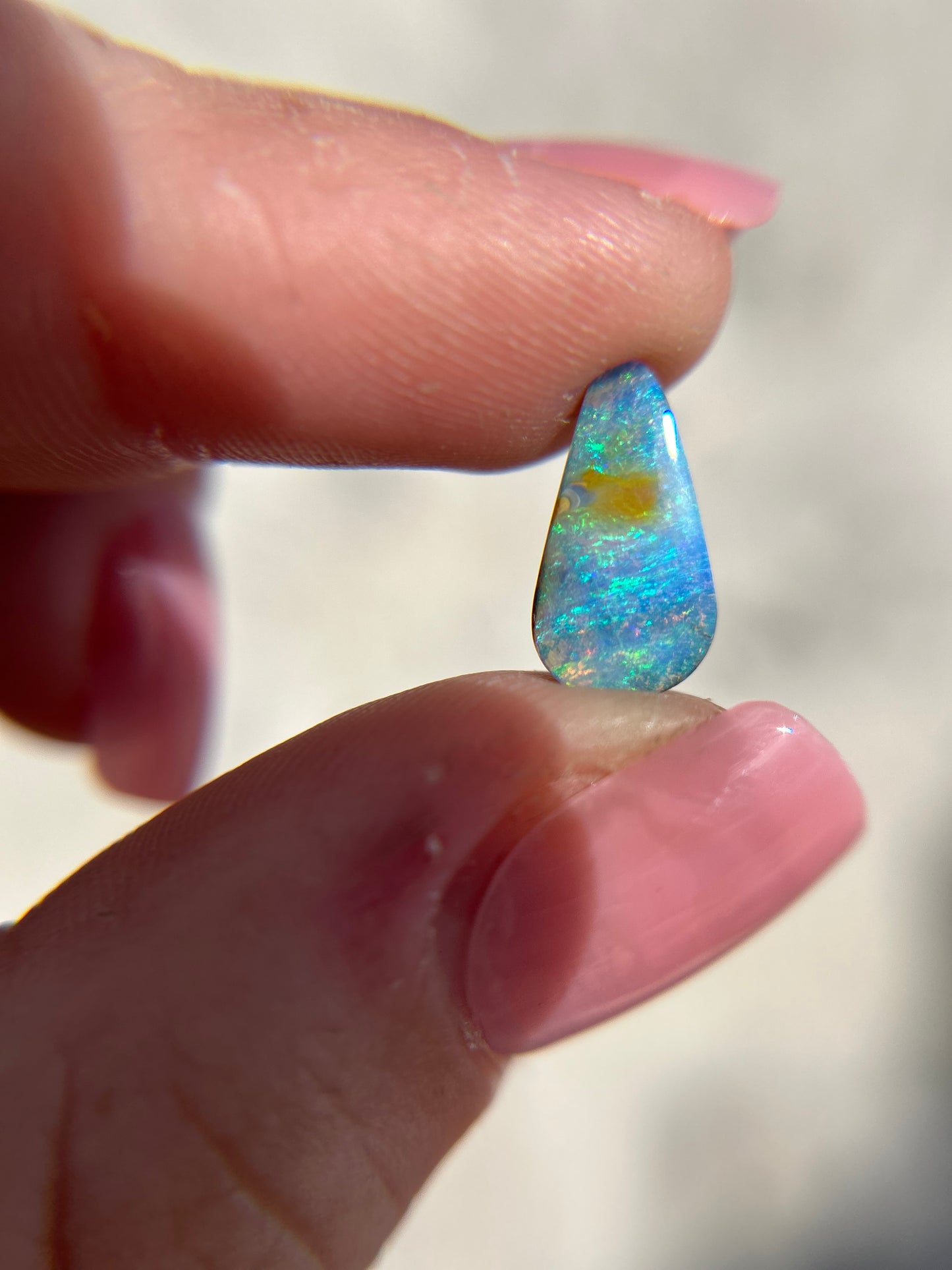 Blue sparkling boulder opal
