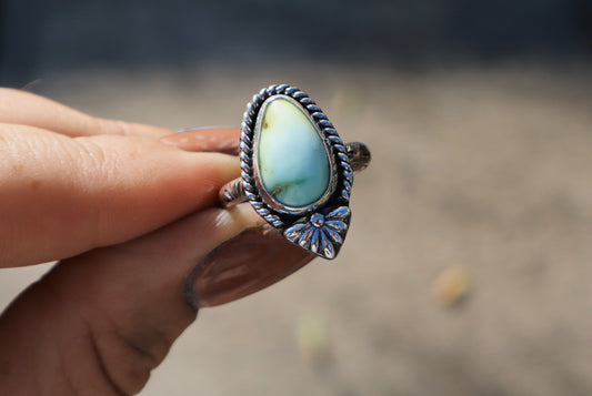 Palomino “cactus flower” ring. Size 6. Hand stamped band, sterling silver