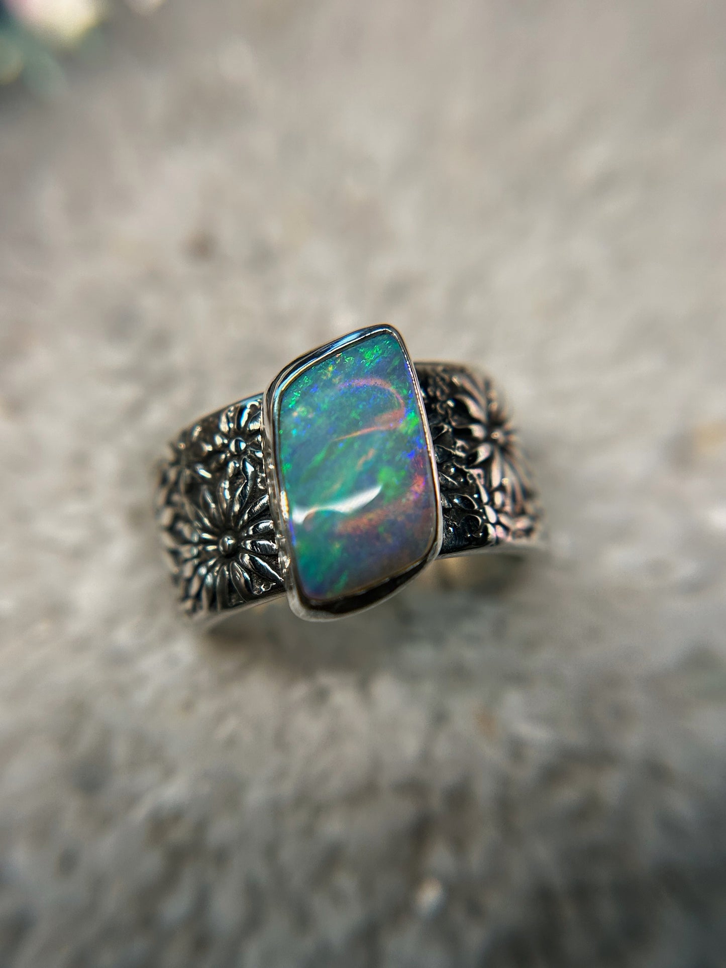 Crystal Opal flower band ring size 7(fits6.75) Sterling silver.