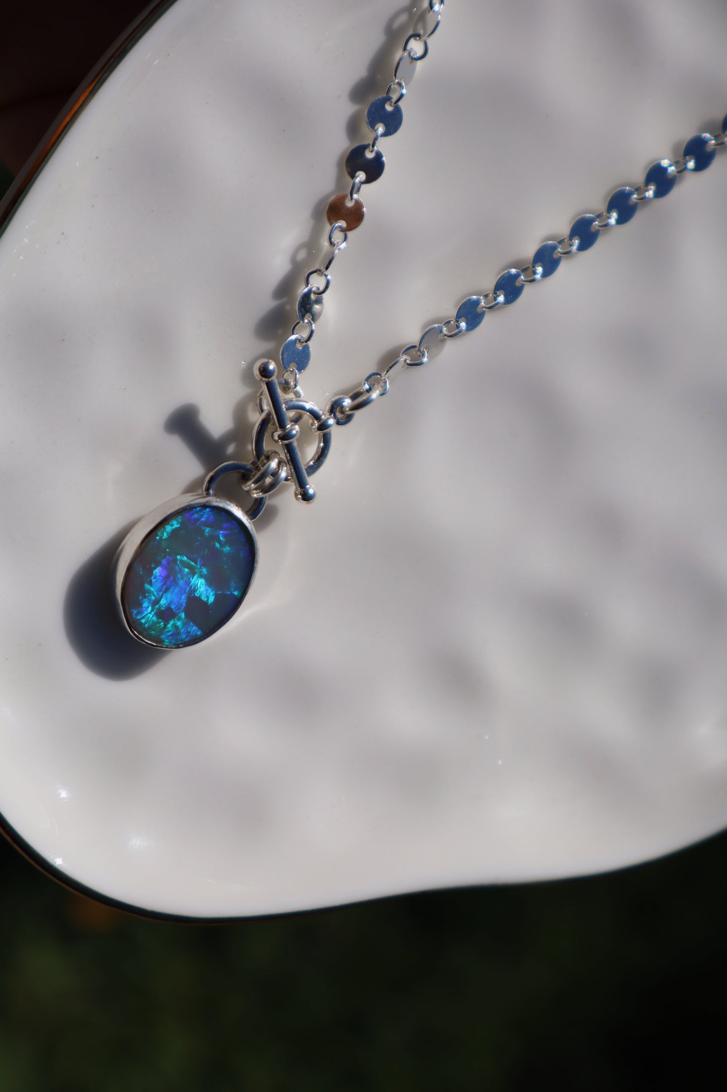 Stunning Semi dark opal pendant, 18in 4mm circle link toggle pendant.