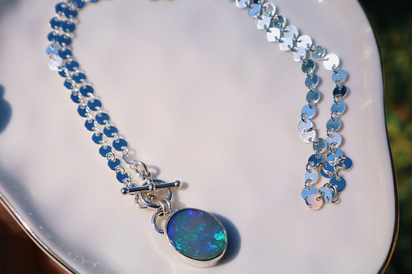 Stunning Semi dark opal pendant, 18in 4mm circle link toggle pendant.